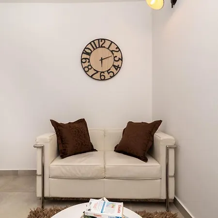 Guest House Take Time I
